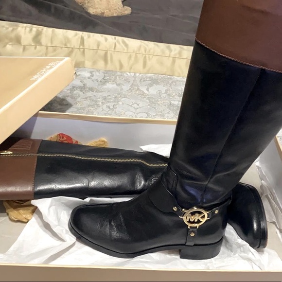 Micheal Kors boot fulton harness boots - Picture 2 of 6